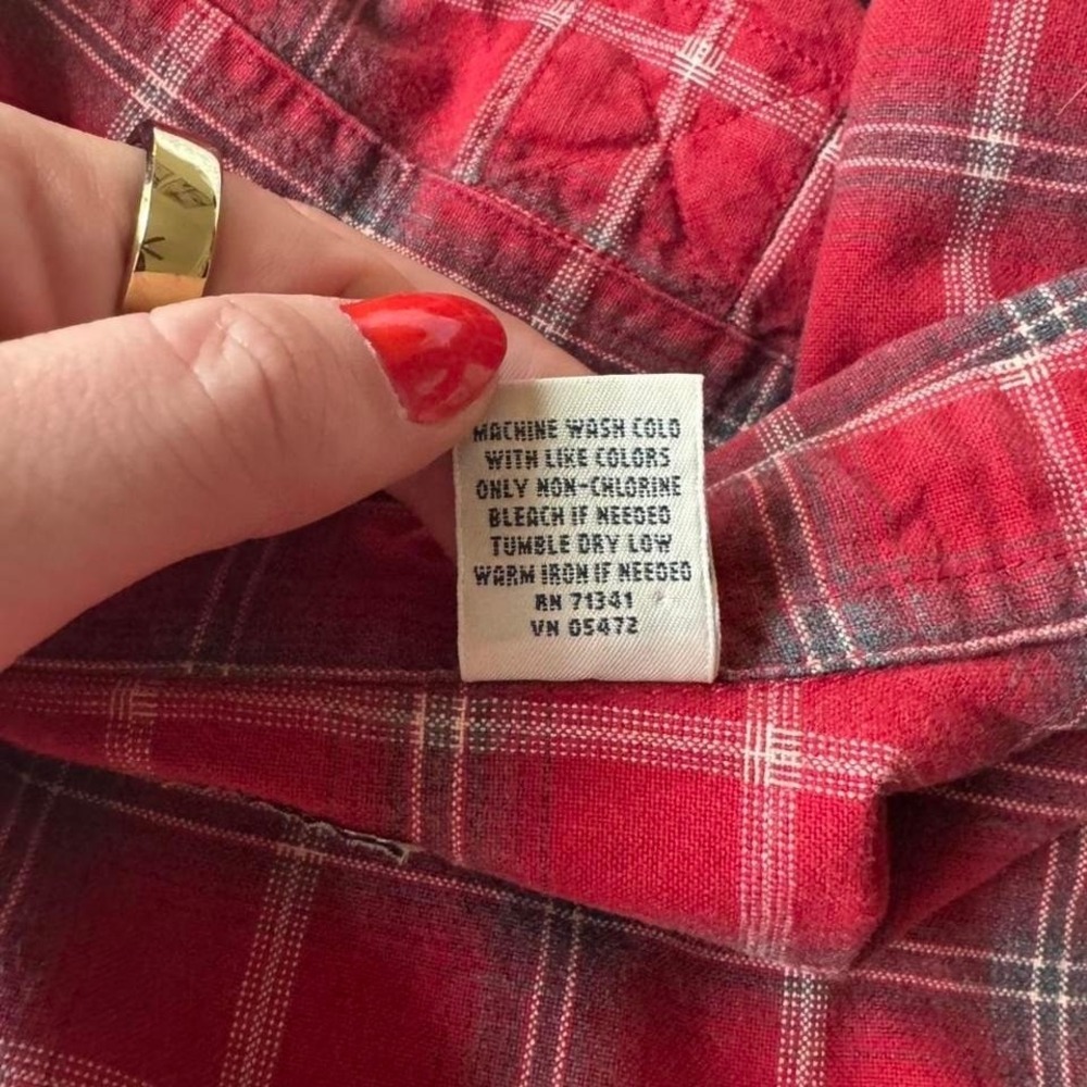 Red and Green Plaid L.L. Bean Button Down Long Sleeve Flannel Shirt, 100% cotton - Picture 5 of 8